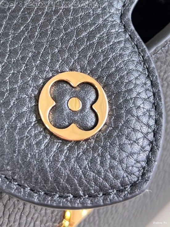 LOUIS CAPUCINES VUITTON MINI-21*14*8CM 0802